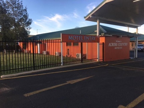 Across Country Motor Inn - Accommodation Australia 1