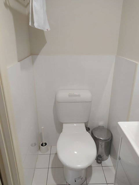 Regency Apartments - Accommodation Australia 6