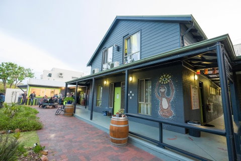 Dunsborough Beachouse YHA Backpackers - Accommodation Australia 3