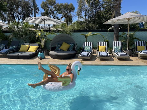 Mulwala Resort - Australia Shopping 2