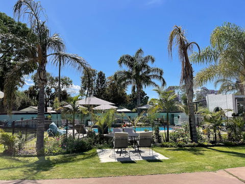 Mulwala Resort - Australia Shopping 4