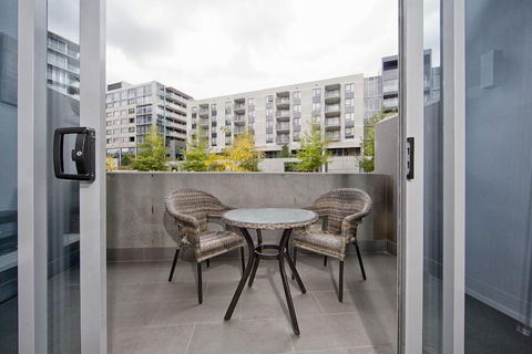 Accommodate Canberra - Bed n Breakfasts 6