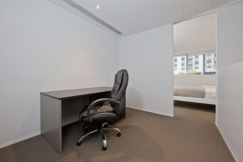Accommodate Canberra - Bed n Breakfasts 1