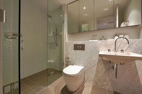 Accommodate Canberra - Bed n Breakfasts 5