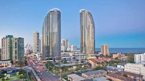 Oracle Broadbeach Apartments - Accommodation Australia 0
