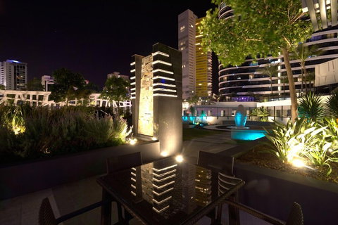 Oracle Broadbeach Apartments - Accommodation Australia 1