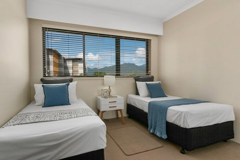 Cairns Oceanview At 181 The Esplanade 19 - Bed n Breakfasts 6