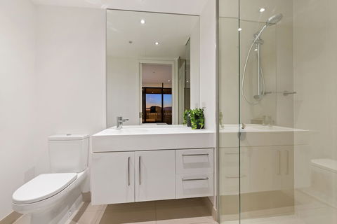 Sanctuary Apartments - Prima Pearl - Australia Shopping 1