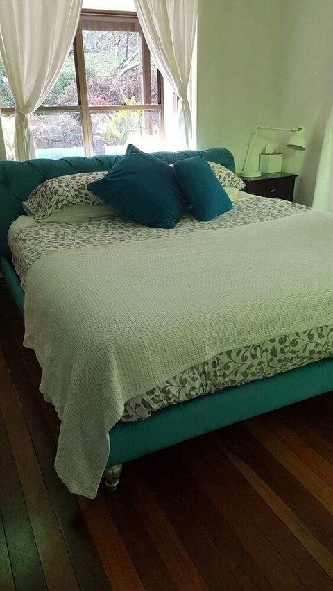 1 Bedroom Home Surrounded By Nature - Bed n Breakfasts 2