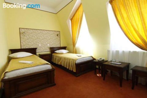 Mole Creek Lodge - Australia Shopping 5