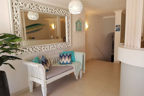 Surfers Chalet - Accommodation Australia 1