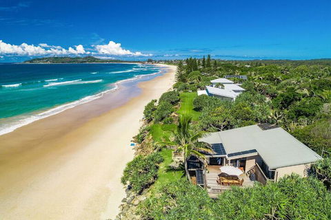 A PERFECT STAY - Moonstruck - Local Tourism 1