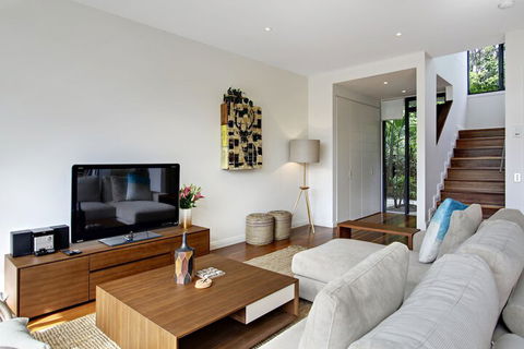 A PERFECT STAY - Ocean View At Kiah - Local Tourism 7