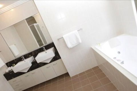 Pacific Reef By Kacys - Accommodation Australia 7