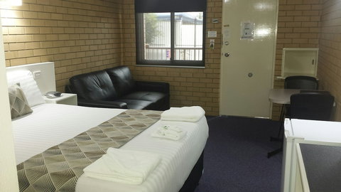 Chermside Motor Inn - Accommodation Australia 5