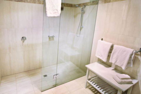 Fairbank House - Accommodation Australia 5
