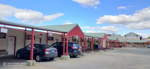 Hume Inn Motel - Accommodation Australia 0