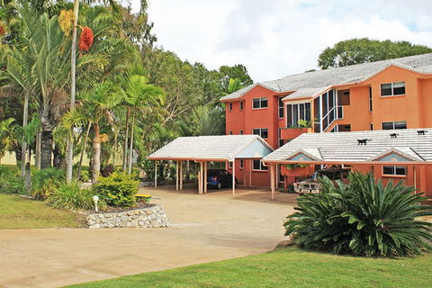 Rainbow Sands Resort - Local Tourism 1