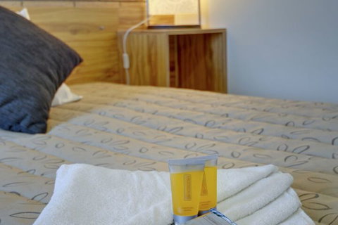 Always Welcome Motel - Local Tourism 6