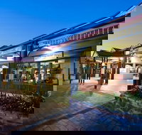 Treetops Seaview Montville - Australia Shopping