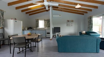 Cervantes Holiday Homes - Local Tourism 4