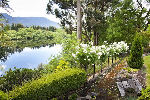 The Shingles Riverside Cottages - Australia Shopping 4