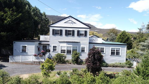 Explorers Lodge - Local Tourism 2