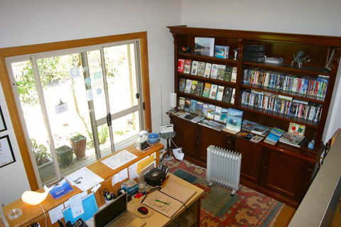 Sandpiper Ocean Cottages - Accommodation Australia 2