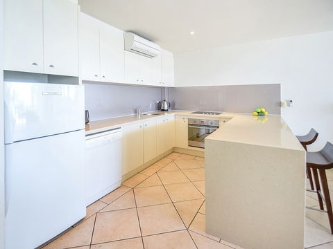Fairshore Noosa - Accommodation Australia 6