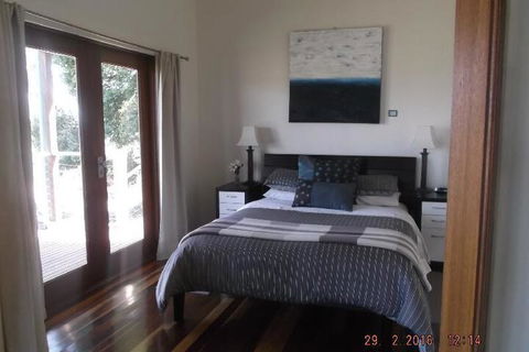 Outlook Hill Pavilion Suites & Spa Cottages - Accommodation Australia 4