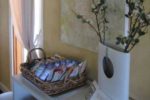 Outlook Hill Pavilion Suites & Spa Cottages - Accommodation Australia 7