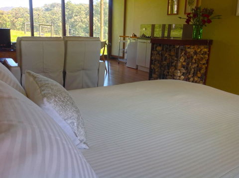 Valley Farm Vineyard Cottages - Accommodation Australia 3