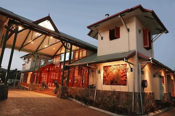 Tinaroo Lake Resort - Accommodation Australia 4
