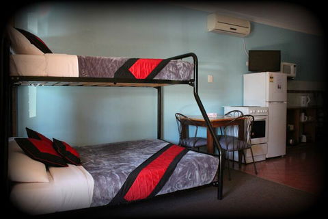 York Motel - Local Tourism 7