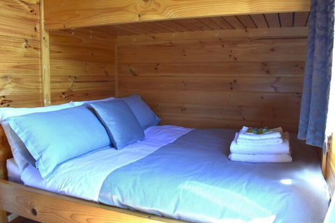 Maydena Mountain Cabins - Local Tourism 3