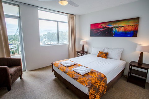 Suntower - Accommodation Australia 6
