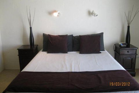 Noosa Terrace & Belmondos Waterfront Resort - Accommodation Australia 0