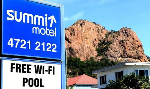 Summit Motel - Accommodation Australia 0