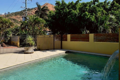 Summit Motel - Accommodation Australia 1