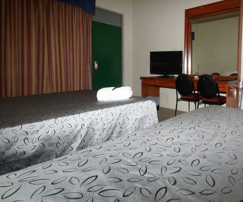 Seaton Arms Motor Inn - Accommodation Australia 3