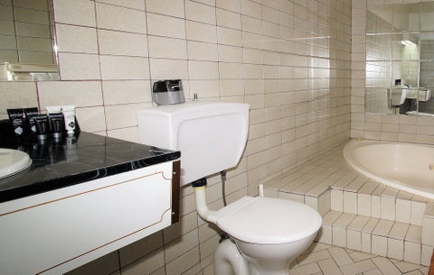 Seaton Arms Motor Inn - Accommodation Australia 6