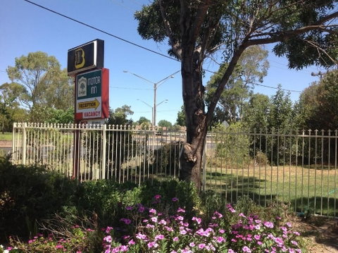 Forest Lodge Motor Inn & Restaurant - Accommodation Australia 3