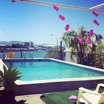 Adventurers Resort - Hostel - Accommodation Australia 1