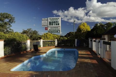 McNevin's Warwick Motel - Accommodation Australia 6