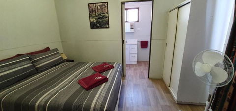 Pinjarra Caravan Park & Cabins - Accommodation Australia 2