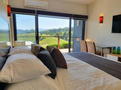 Sanctuary Hill Retreat - Accommodation Australia 4