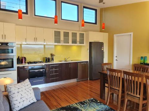 Sanctuary Hill Retreat - Accommodation Australia 1
