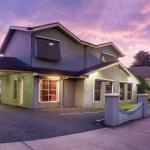 Redwood Manor Motel Apartments - Accommodation Australia 0