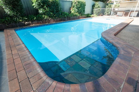 Jacaranda Place Motor Inn - Local Tourism 2