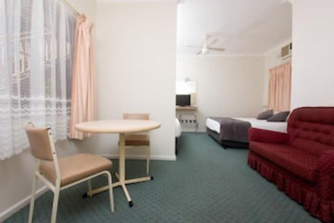 Jasmine Lodge Motel - Accommodation Australia 7